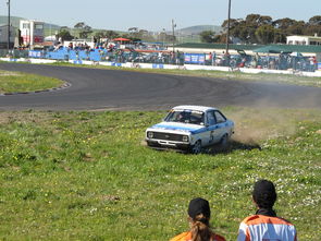 爱游戏官方入口-“三叉湖飞盘赛：速度与精准的完美结合，精彩不断”